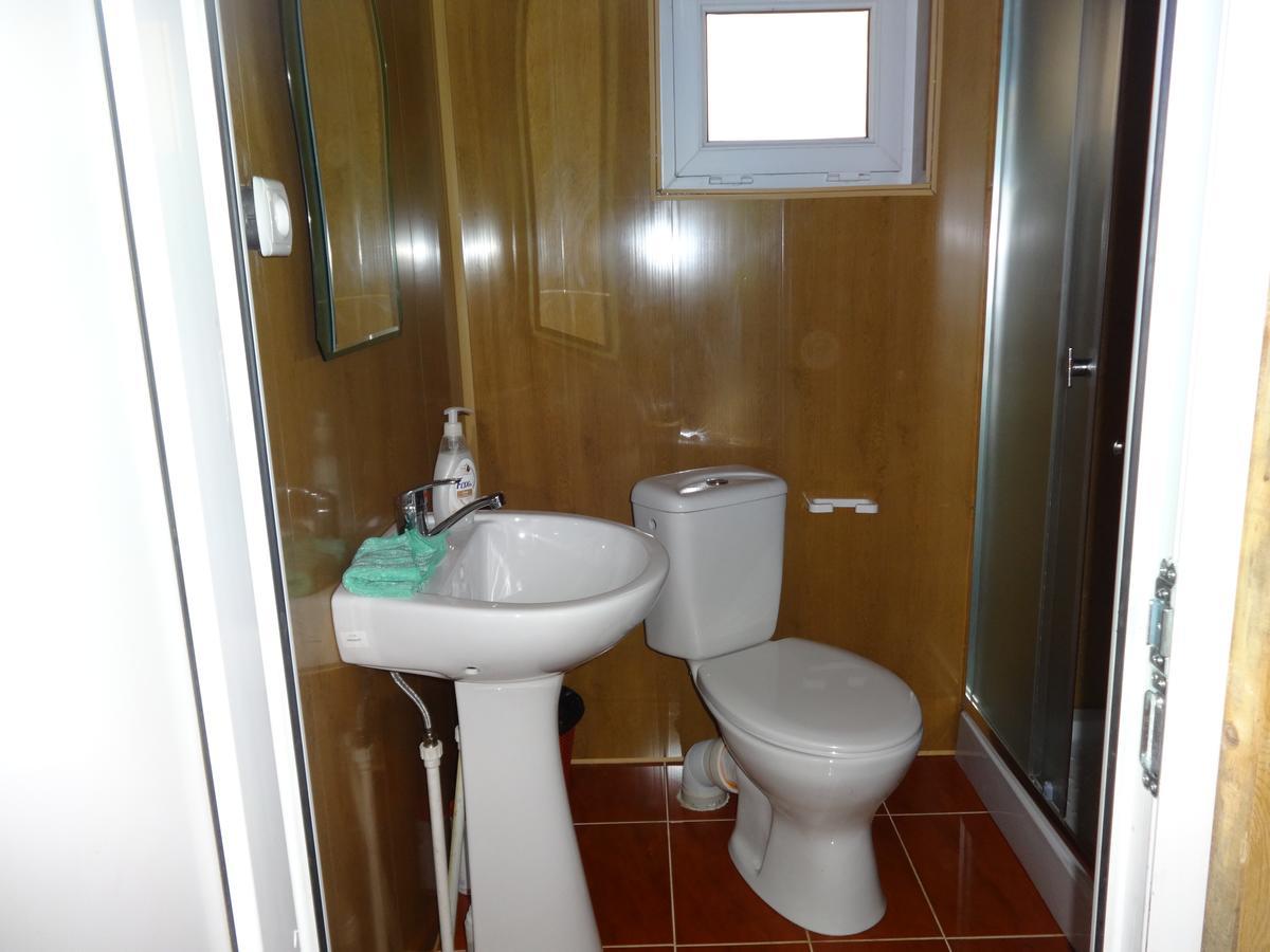 Pirikiti Hotell Akhmeta Exteriör bild