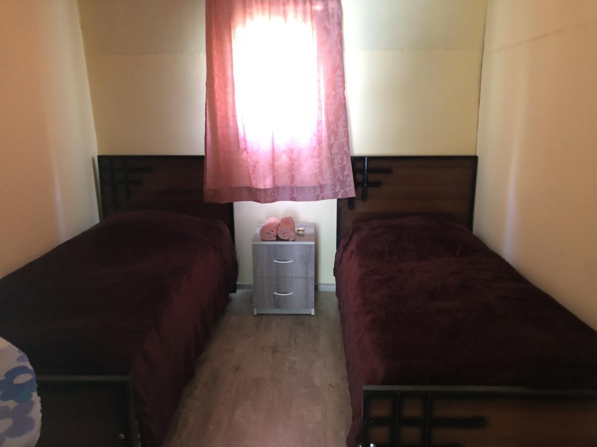 Pirikiti Hotell Akhmeta Exteriör bild