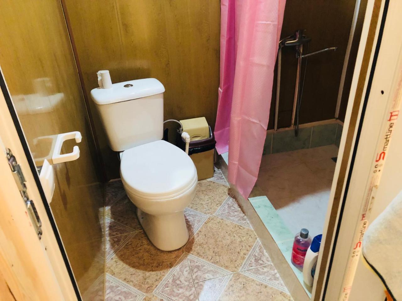 Pirikiti Hotell Akhmeta Exteriör bild
